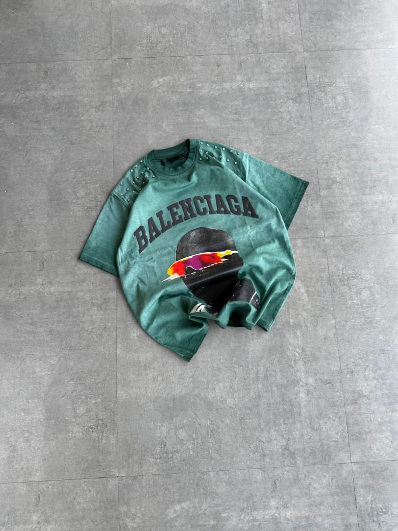 short sleeve shirt